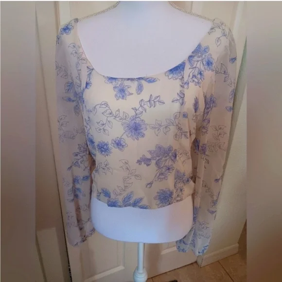 🔥 Closet Sale! House of Harlow 1960 Blue Floral Blouse - Picture 2 of 8